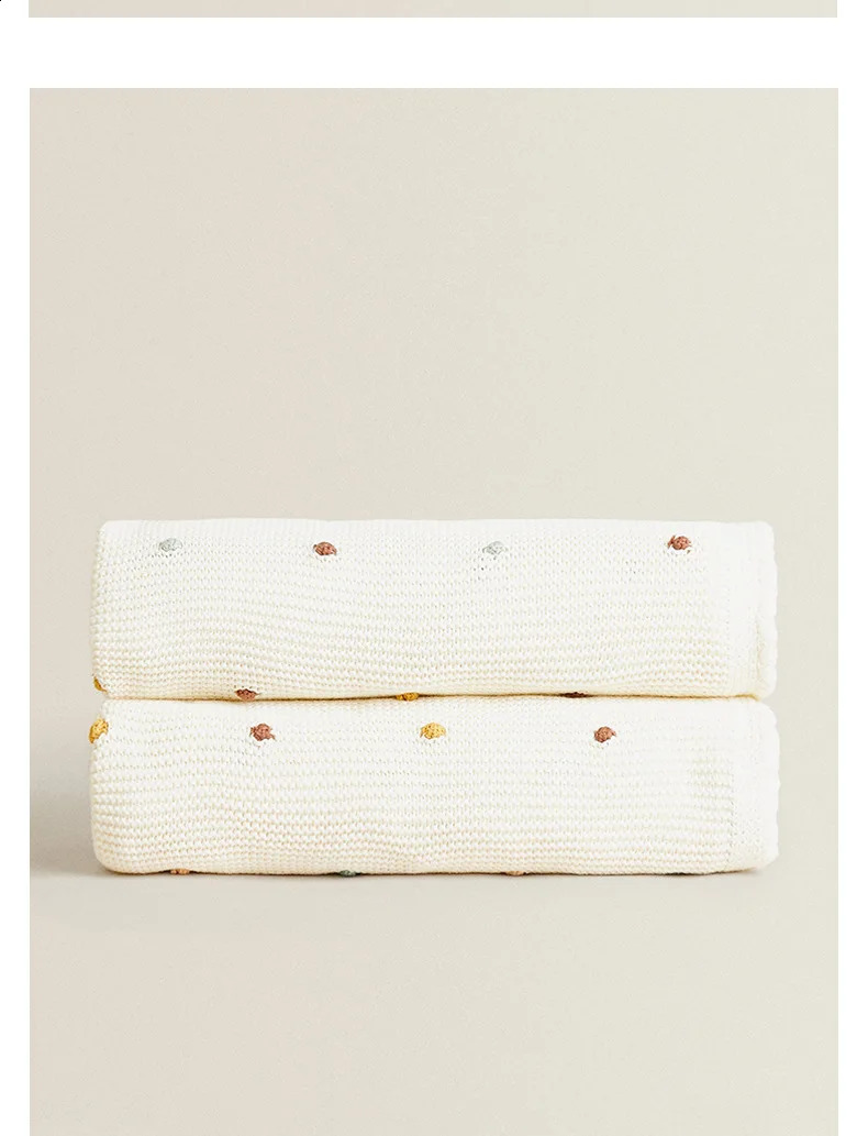 Knitted for born Baby Swaddle Wrap Crib Stroller Blanket Sofa Throw Blankets Cotton Baby Items Mother Kids 241227