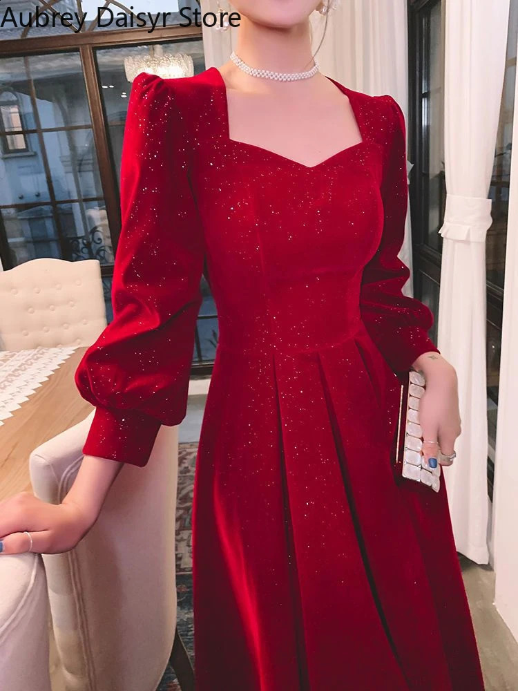 Elegant red sequined Midi dress for women retro V-neck formal occasion evening dress party dress fashionable and chic dress 241231