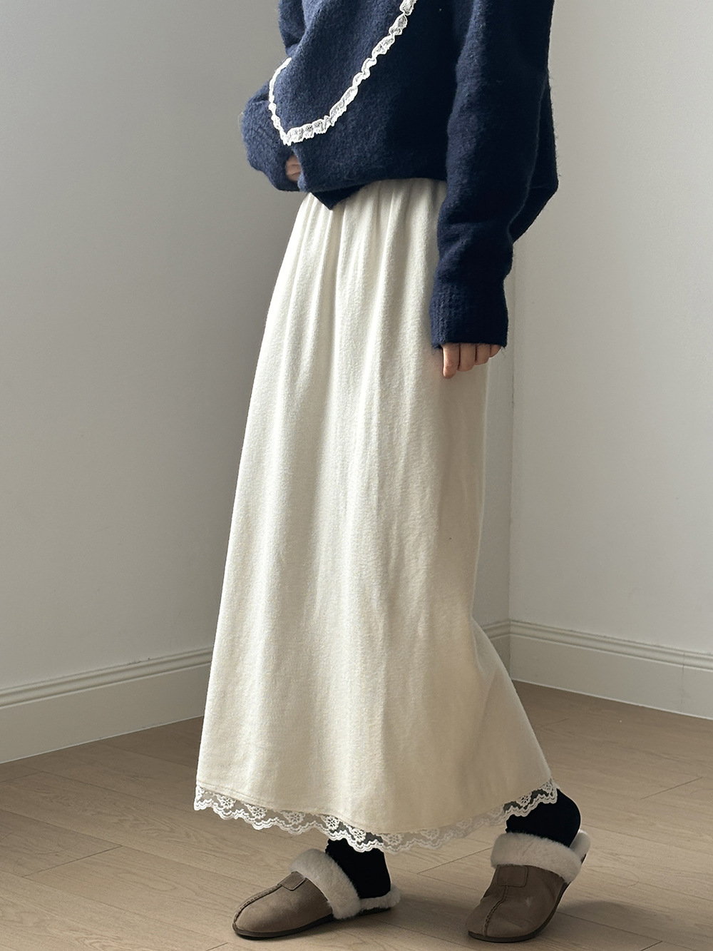 M5561 Lace High Waist Skirt Women Winter Soft Thickened Midi Skirt Back Slit A-Line Skirt