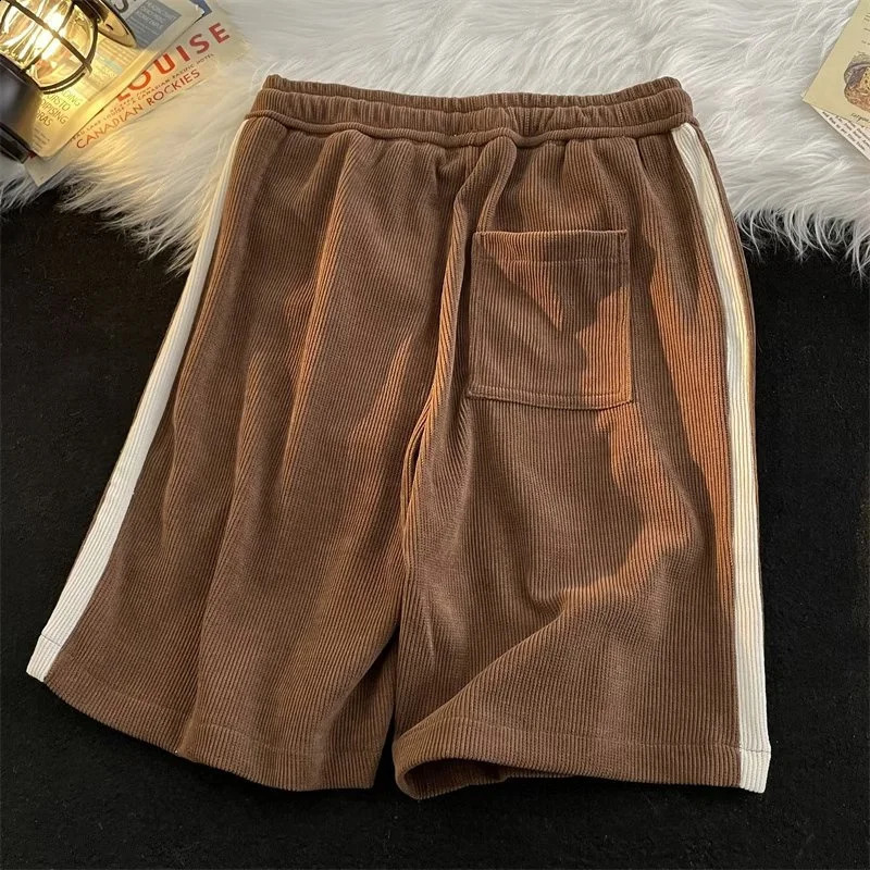 2025 Summer Mens Casual Shorts American Retro Loose Straight Shorts Fashion Strip Contrastive Color Gym Shorts 241231