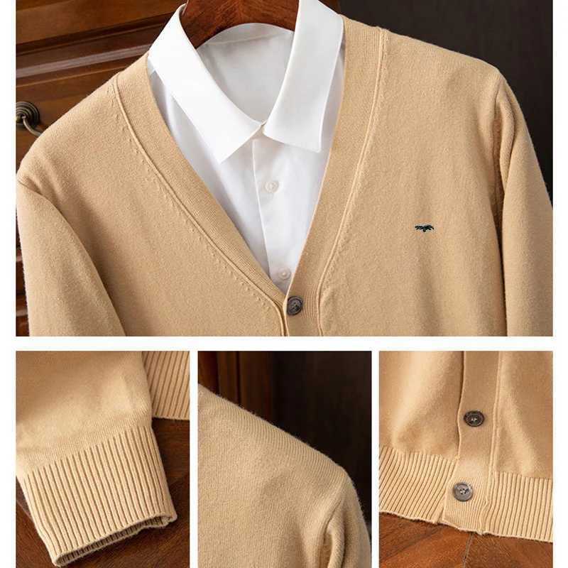 High Quality Cashmere sweater for warm autumn and winter mens casual wool cardigan thick solid color V-neck jacket T250102