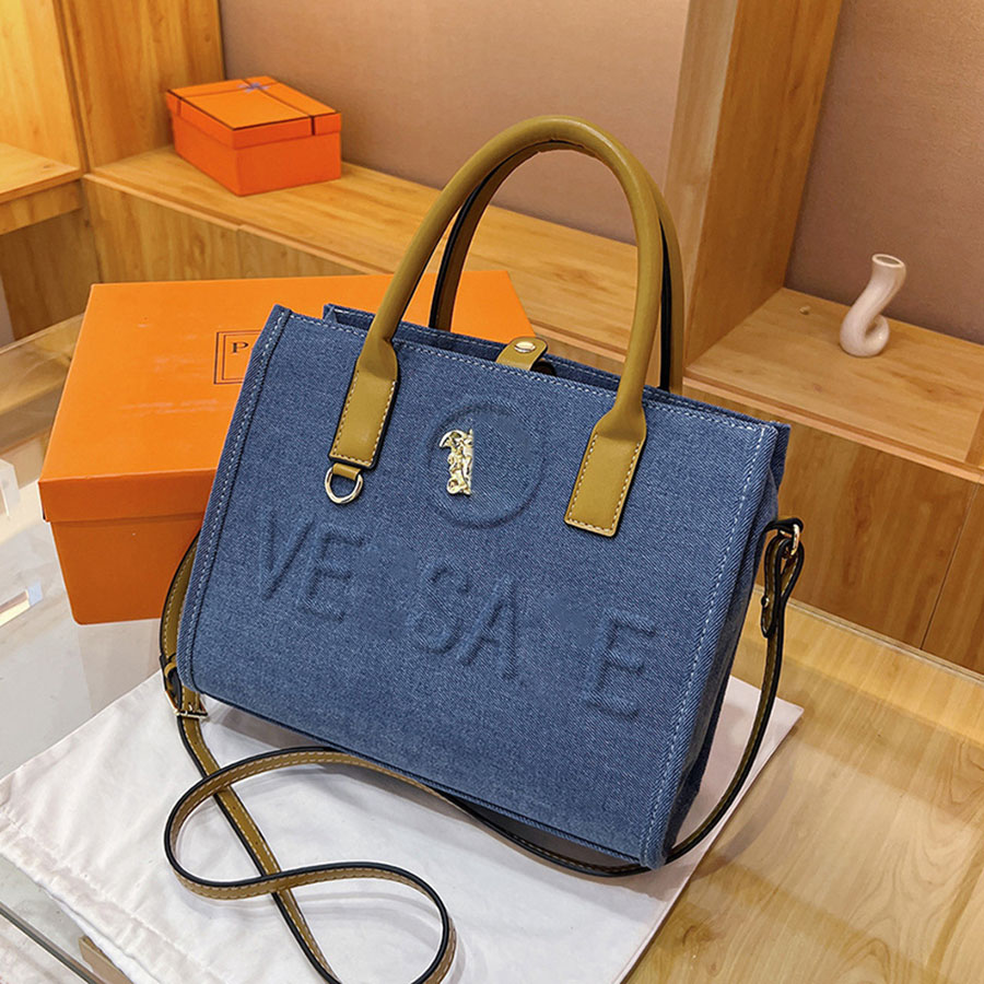 Designer ladies large capacity fashion all-in-one women's bag new high-end sense Tote bag light luxury soft surface simple single shoulder crossbody bag handbag