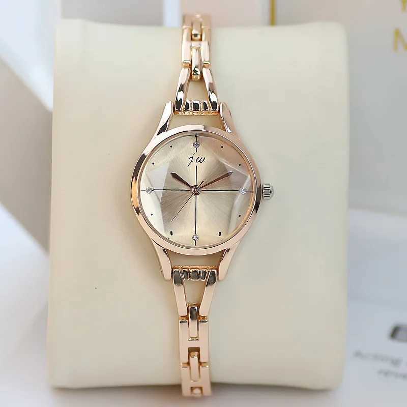 Luxury Bracelet For Women Elegant Rose Gold Ladies Wrist and Rhinestone Simple Fashion Female Quartz Womens WatchXJ250304