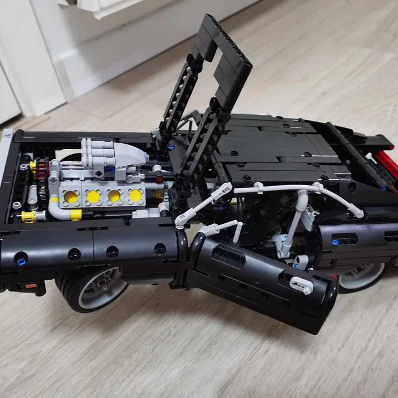 Technology Car Dodge Charger Racing Block Model Movie Fast and Angry Famous Car 42111 Brick Boy Toy Gift W250102