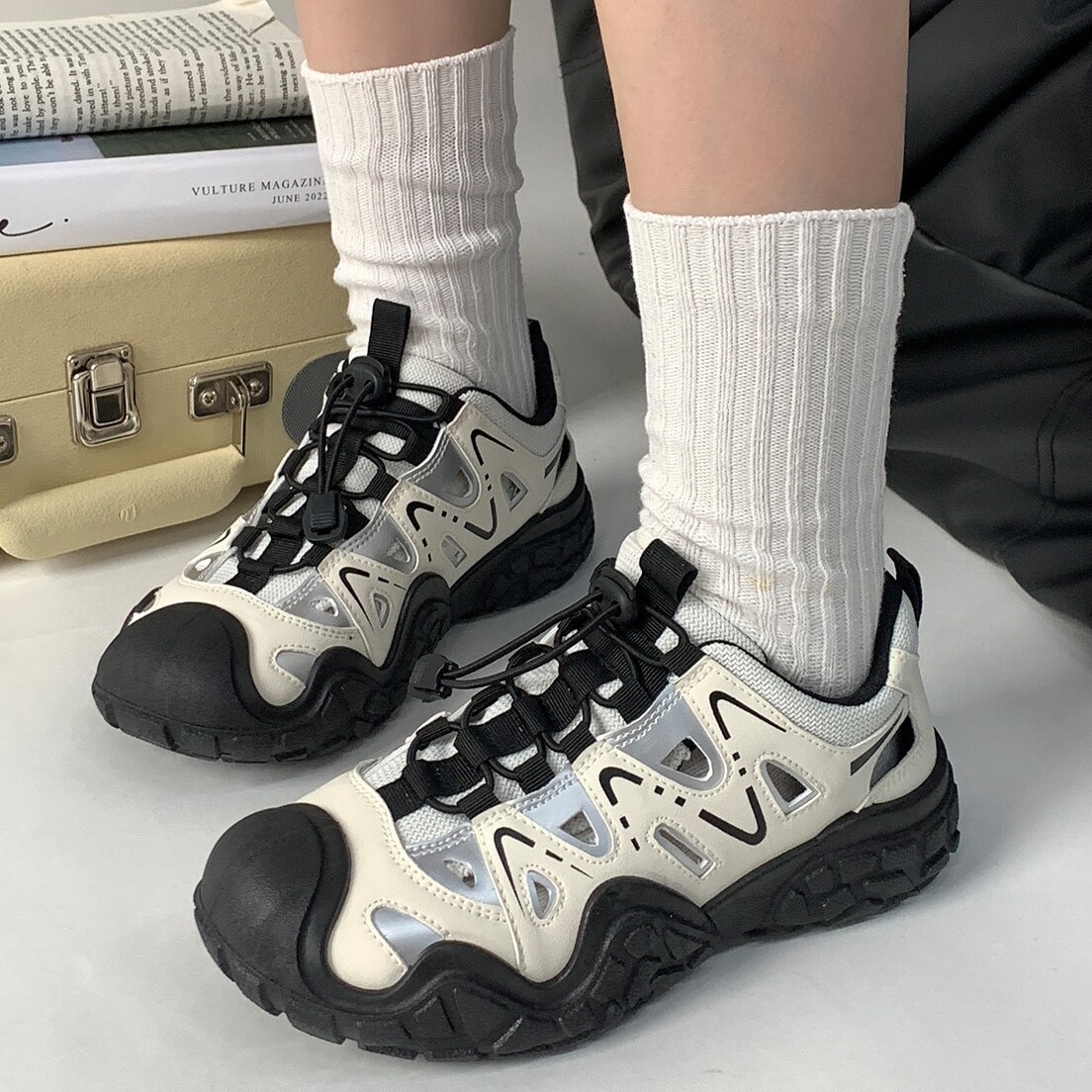 Fashion outdoor hollow casual shoes women 2025 summer new ugly cute shoes running sports shoes mountain shoes Daddy shoes