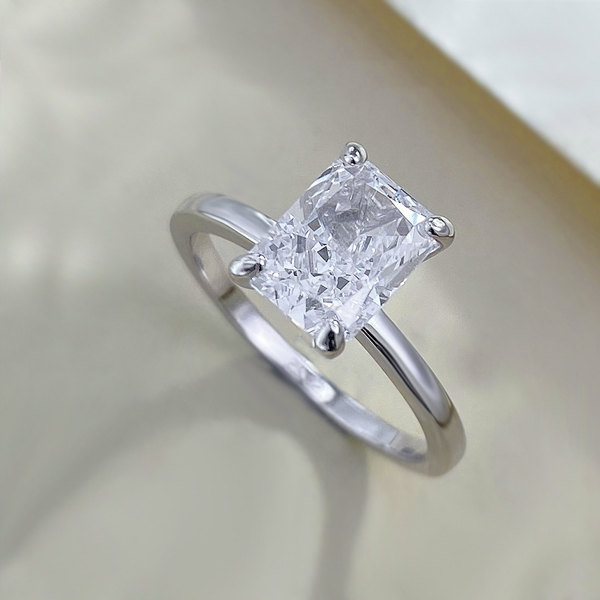 2025 Handmade Elegant Wedding Rings Lady Fine Jewelry Real 100% 925 Sterlig Silver Solitaire Radiant Cut White Moissanite Diamond Women Engagement Ban