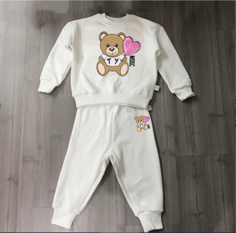 Lovely Baby Boys Girls Brand Clothing Sets Letters Printed Toddler Outfits Spring Autumn Kids Pullover+Pants 2pcs Set Cartoon Bear Infant Clothes Newborn Clothing
