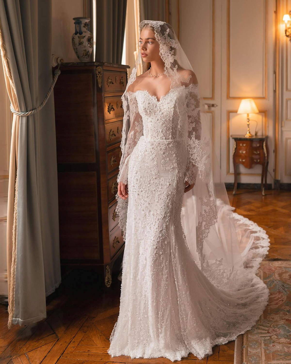 Elegant Wedding Dress Pearls Mermaid Bridal Gowns Off Shoulder Lace Up Illusion Long Sleeves Bride Dresses Customized Plus Size Vestido de novia