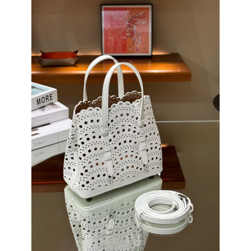 Bag New Niche Design Flower Leather Tote Single Shoulder Hollowed Out Vegetable Basket Mina Women's Bag, Cowhide Crossbody Bag