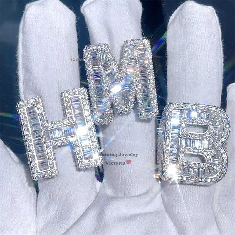 Best Selling Classic Round Mix Baguette Moissanite Diamond Custom Letter Initial Ring