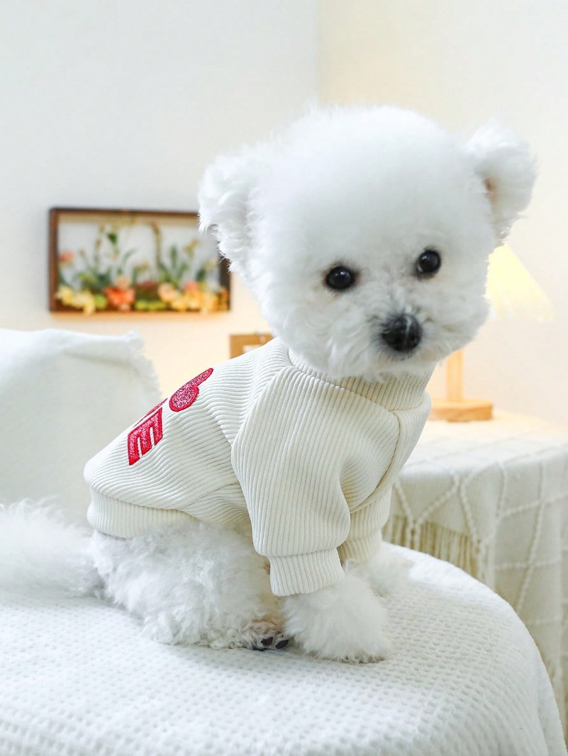 Pet Clothes Dog/Cat Apparel New Spring/Summer Outfit Pullover Two-Leg Shirt with Heart-Shaped Pattern Round Neck