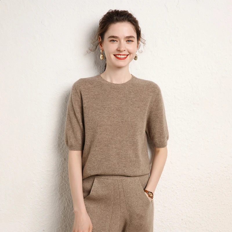 100 cashmere womens sweater short sleeved knitted Oneck five quarter sleeve fashionable selling Tshirt 241231