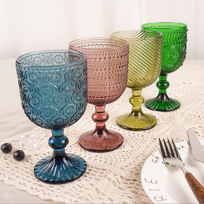 Factory Wholesale Embossed Colored Glass Wine glasses European Juice Glasses Wine Goblets Wedding Decoration Cups