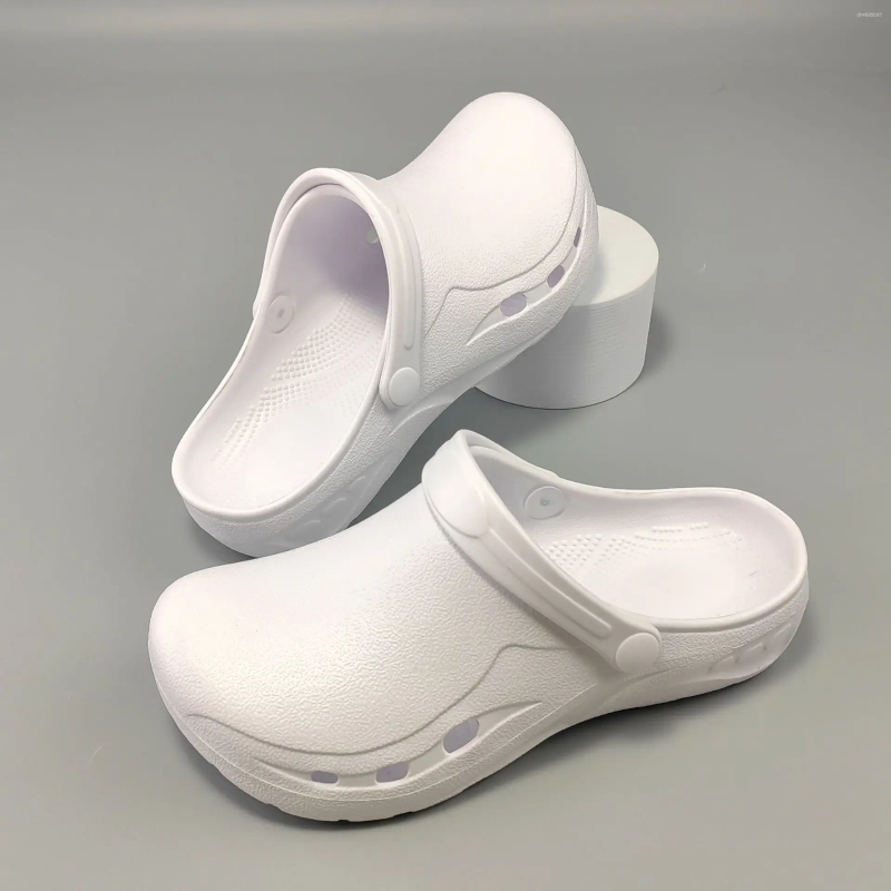 Sandals 2025 Summer Women's Fashion Anti Slip Couple Style Cave Shoes Men's Outdoor Beach Non Toe Slippers Neutral zhanyishengli