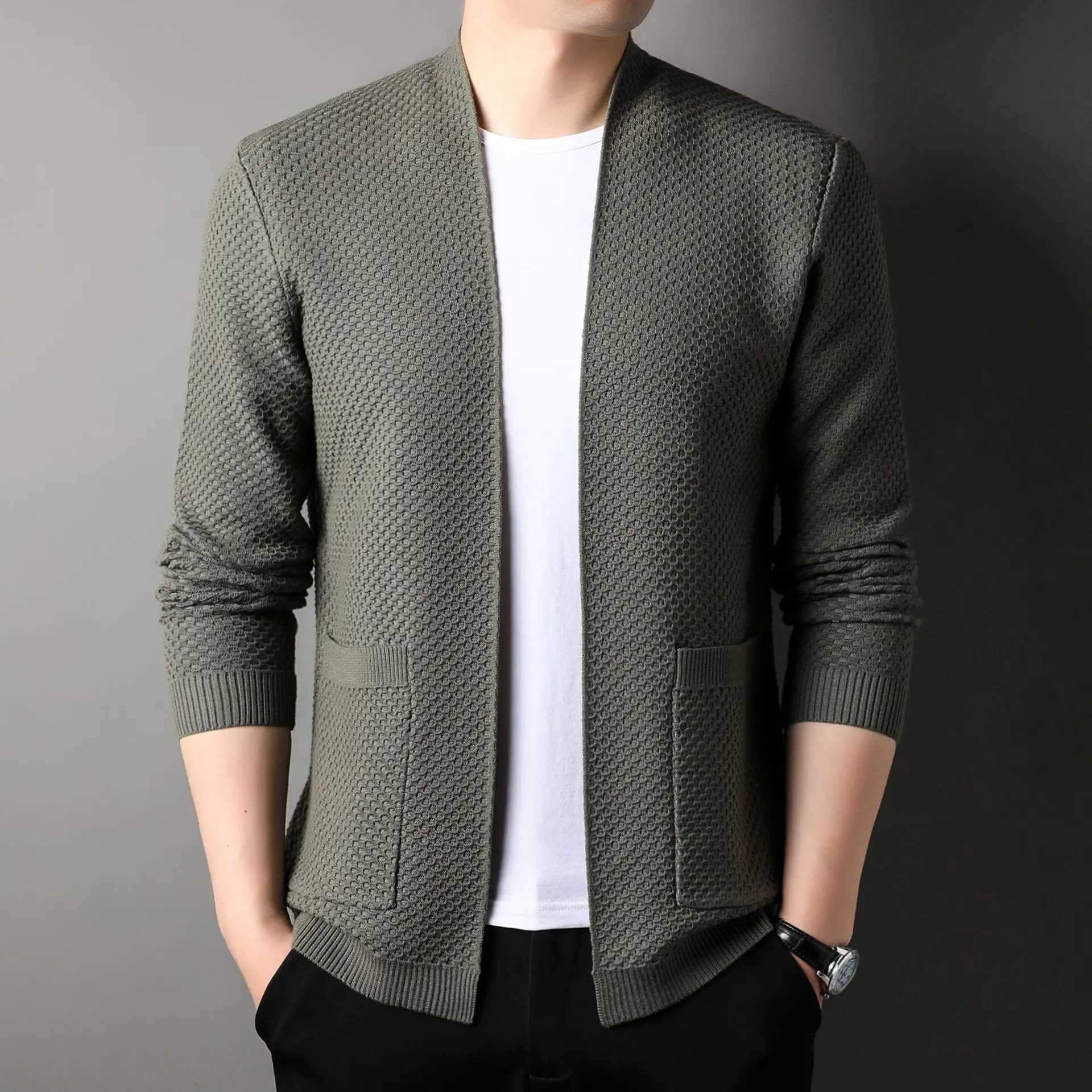 New Arrival Spring and autumn fashion slim fit knitted cardigan mens solid color sweater jacket knitted casual Korean sweater mens jacket Z250102