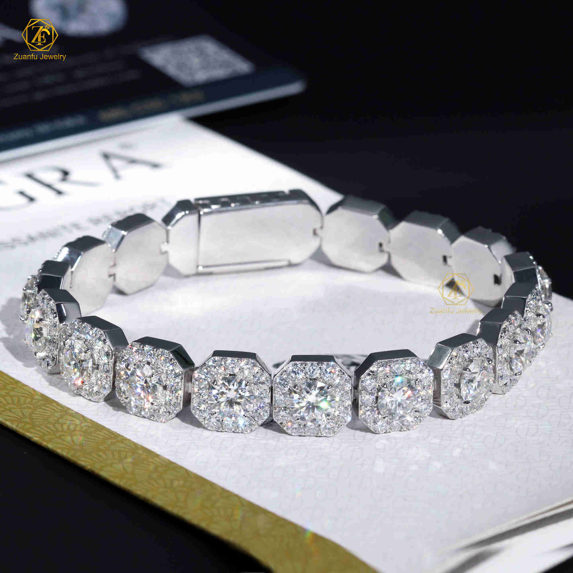 Customized 6.5mm Moissanite Halo Hip Hop Bracelet 11mm Width 925S Solid White Gold Plated Moissanite Cuban Bracelet For Rapper