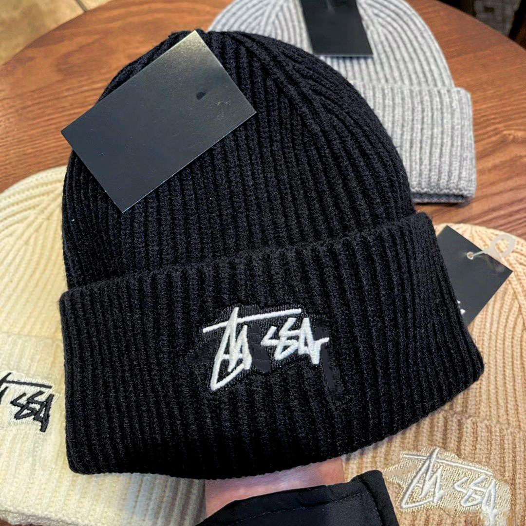 New Stus knitted hat embroidered wool hat men and women autumn and winter fashion cold hat 23SS Skullcap jacquard warm couple outdoor cashmere hat