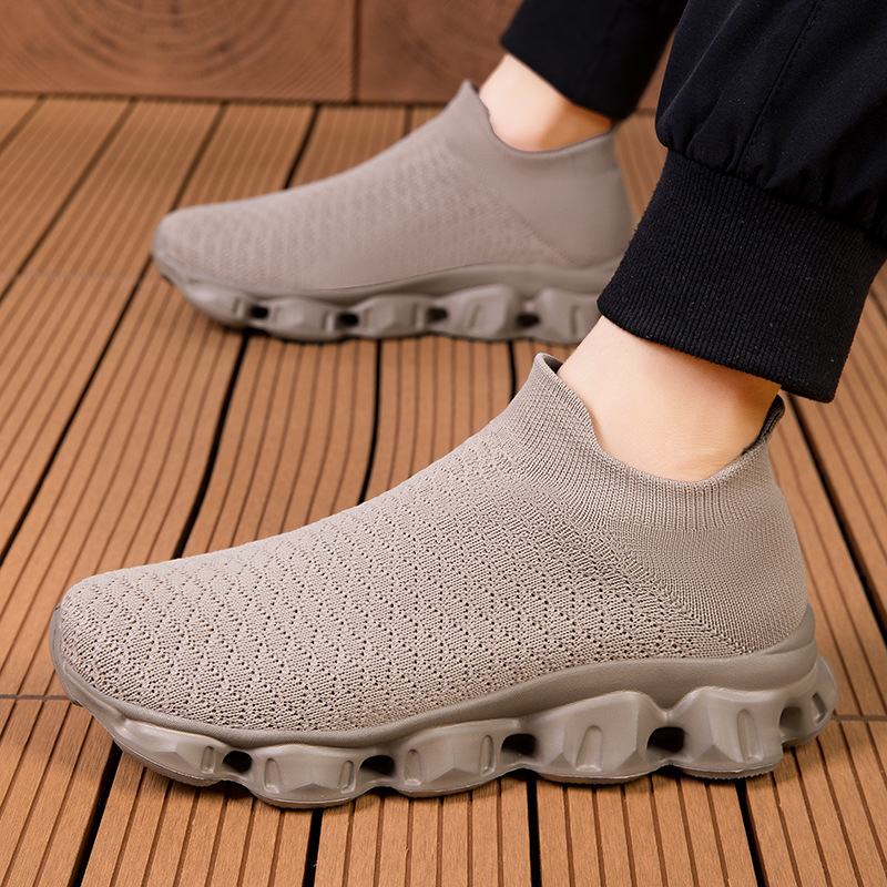 2025 Cross-border new men's shoes Breathable socks shoes flying woven sports shoes casual student walking women's shoes soft sole non-slip 3