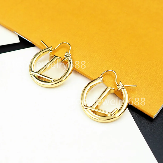 Boucles d'oreilles de la créatrice de bijoux de mode Big Circle For Charm Femmes Oreurs Designers Lettre V Cerceau Gift Boucles d'oreilles