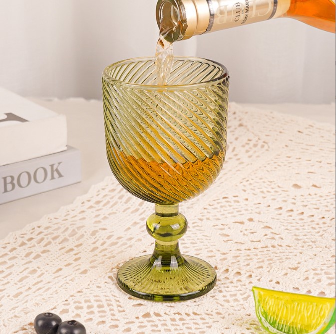 Factory Wholesale Embossed Colored Glass Wine glasses European Juice Glasses Wine Goblets Wedding Decoration Cups