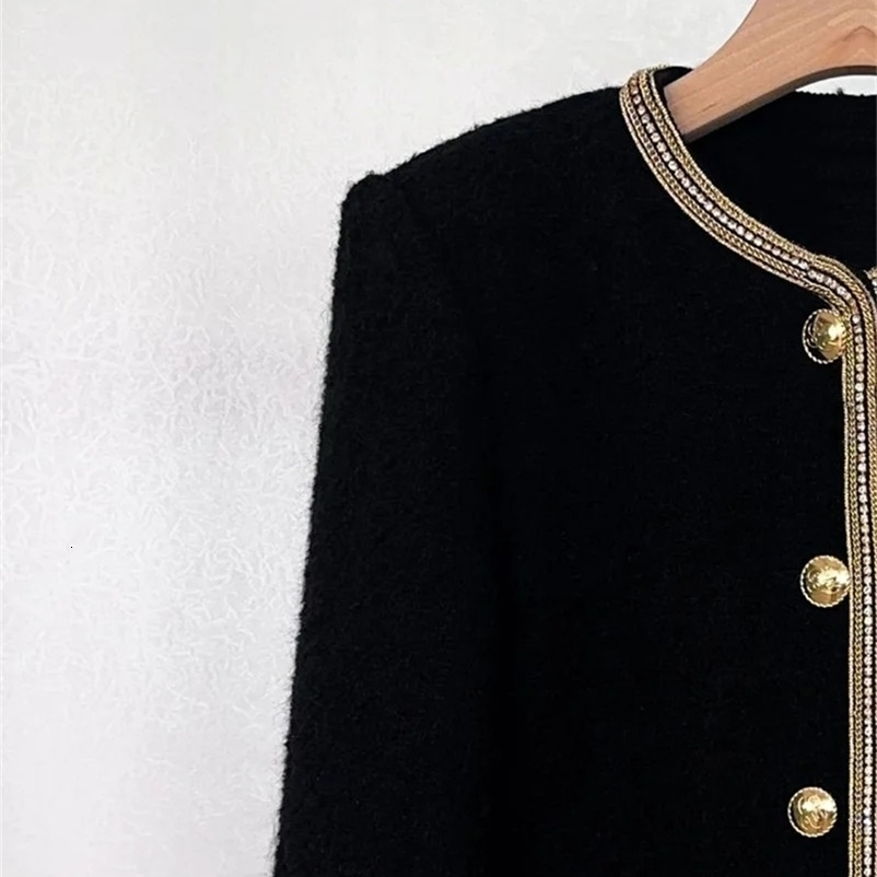 Autumn Womens French Tweed Coat Gold Button Diamond Trim O-Neck Single Breasted Ladies Long Sleeve Short Jacket 241230