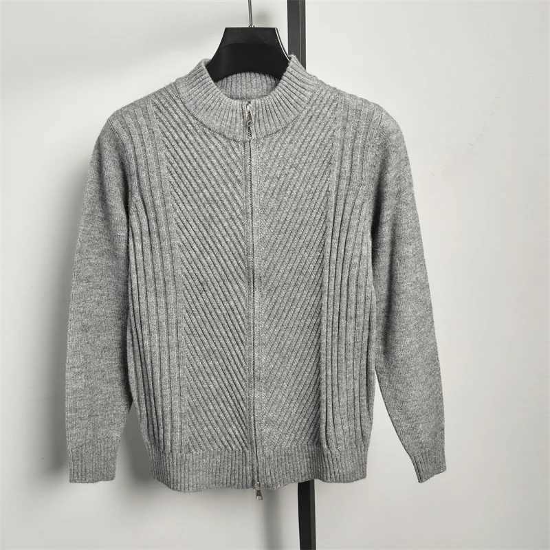 High Quality High end fashion autumn mens cardigan knitted sweater jacket Korean version loose casual jacket double zipper sweater T250102