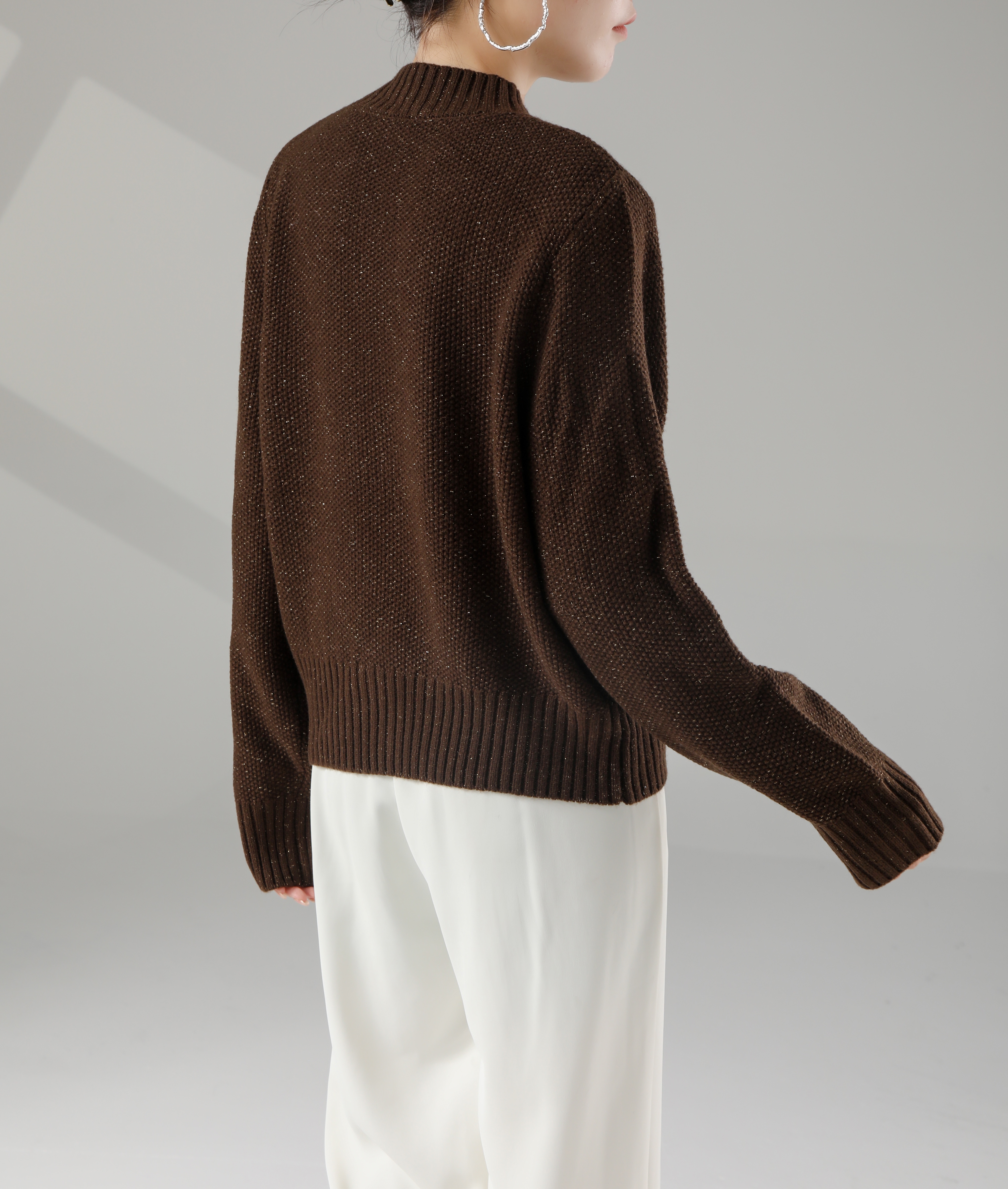 Chic Ladies' Casual Knitting Top Versatile and Cozy Everyday Garment
