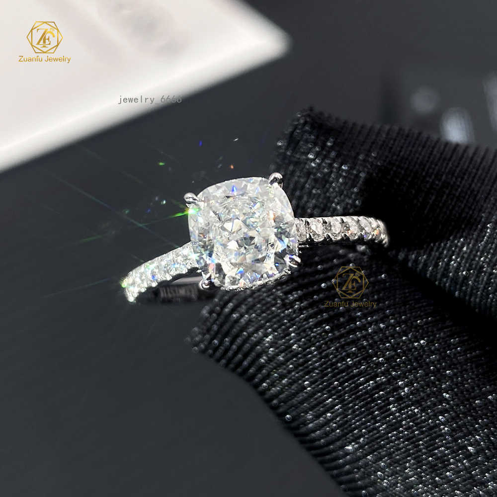 Custom18K white gold moissanite ring 2carats cushion ice crushed cut moissanite ring moissanite engagement ring