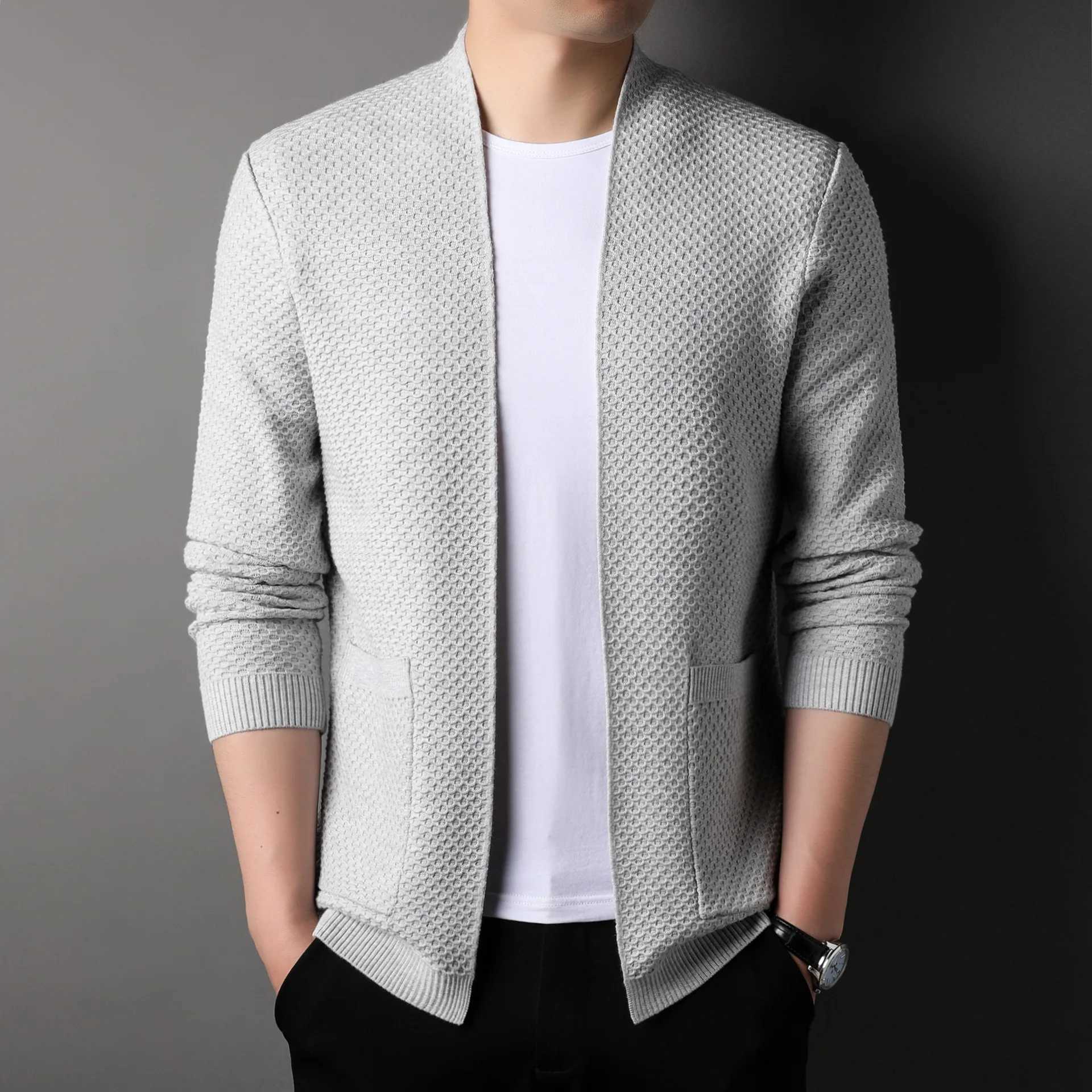 New Arrival Spring and autumn fashion slim fit knitted cardigan mens solid color sweater jacket knitted casual Korean sweater mens jacket Z250102