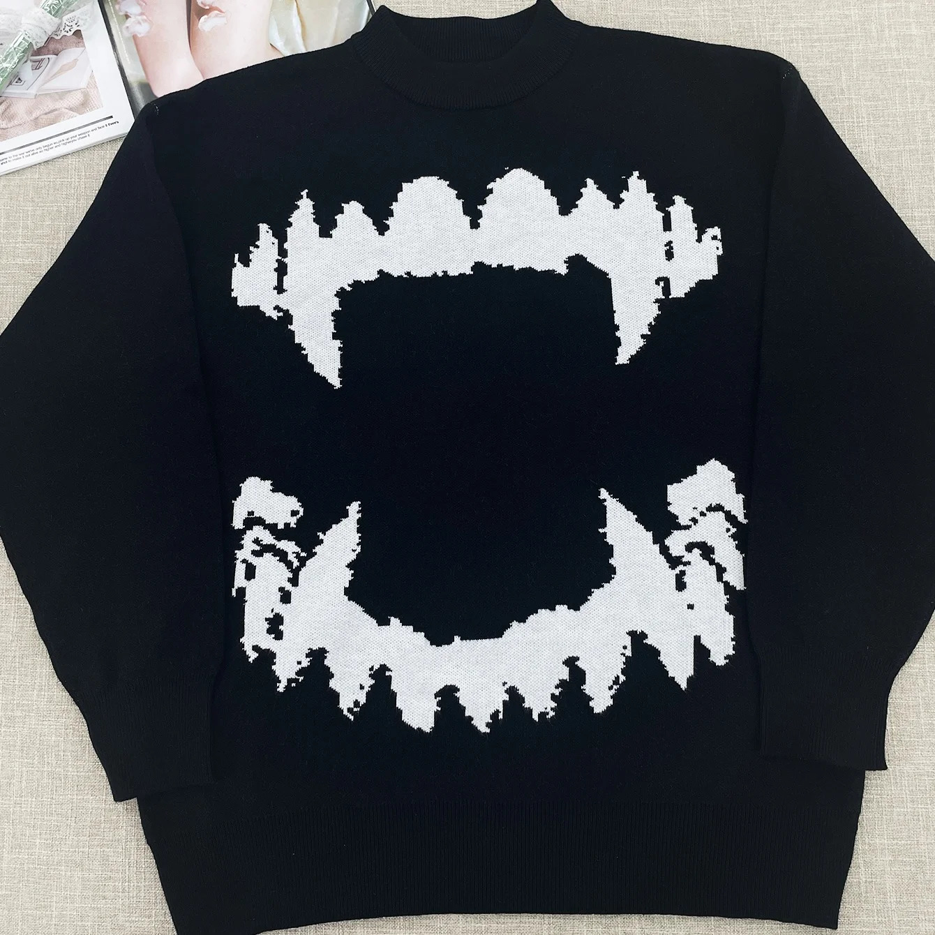 2024 Y2K Retro Sweater In Autumn And Winter Y2K Teeth Marks Pattern Sweater Winter Harajuku Sweater Unisex Aesthetic Clothes 241231
