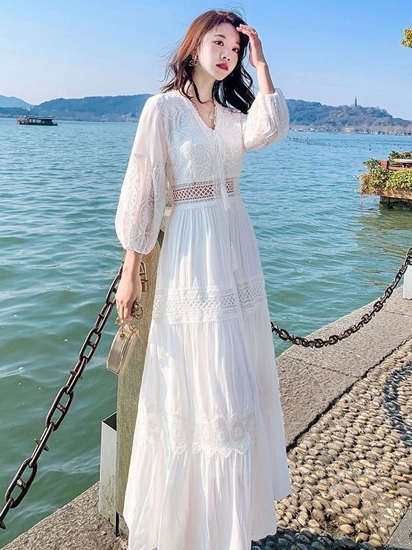 BT10702 dress spring and summer white sweet French puff sleeve knee-length dress beach dress travel dress