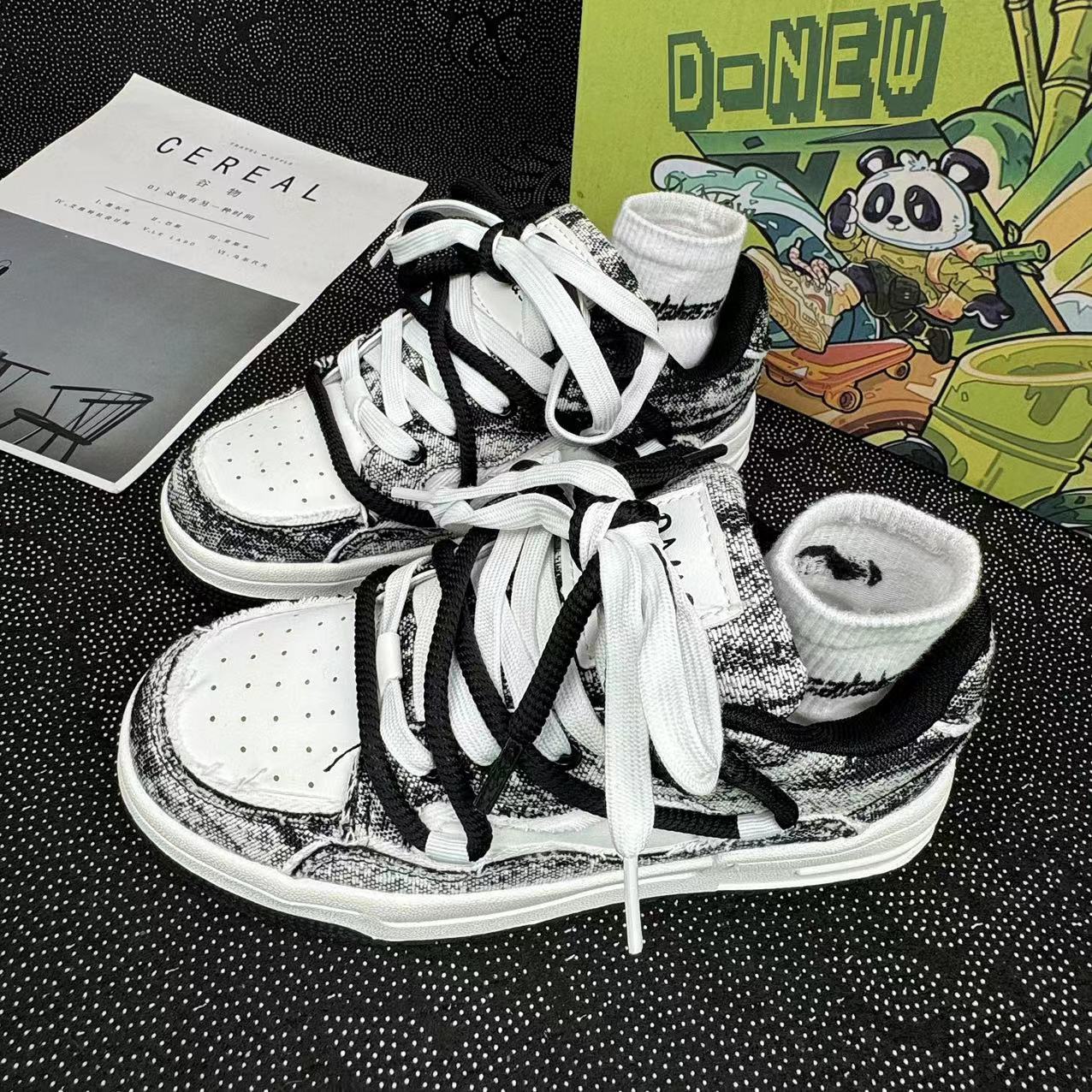 National tide ins retro thick soled bread shoes network red explosion trend casual shoes with sports board shoes men 2025