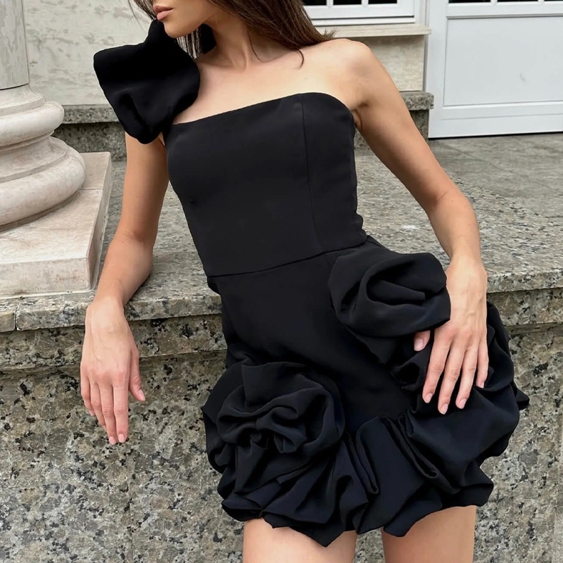 2025 Summer New Womens Dress With Ruffled Edges And Flower Buds Waist Cinched Dress One Shoulder Strapless And Hip Hugging Skirt