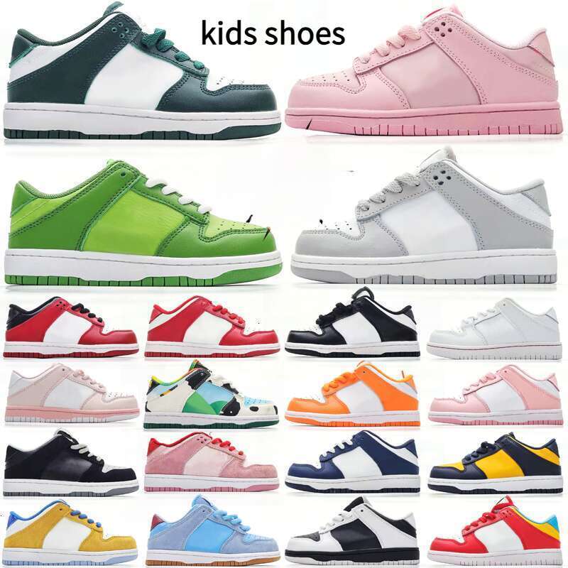 Kids Shoes kids sneakers sports Black and white board kid shoesFor Boys Girls Toddler Sneakers White Pink Cows Casual Fashion Children Walking men women Same style
