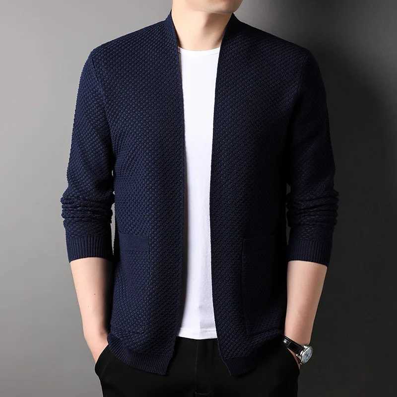 New Arrival Spring and autumn fashion slim fit knitted cardigan mens solid color sweater jacket knitted casual Korean sweater mens jacket Z250102