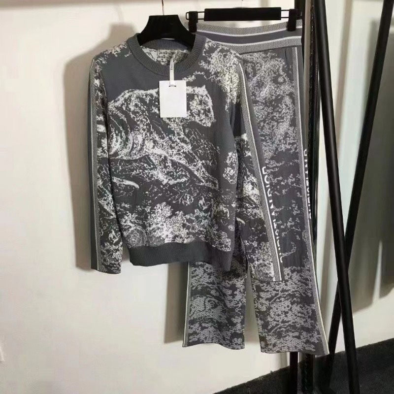 2 Piece suit Women Autumn Designer Clothes Tie Dye Tiger Embroidery Pullover Top High Waist Rope Wide Leg Pants Suit