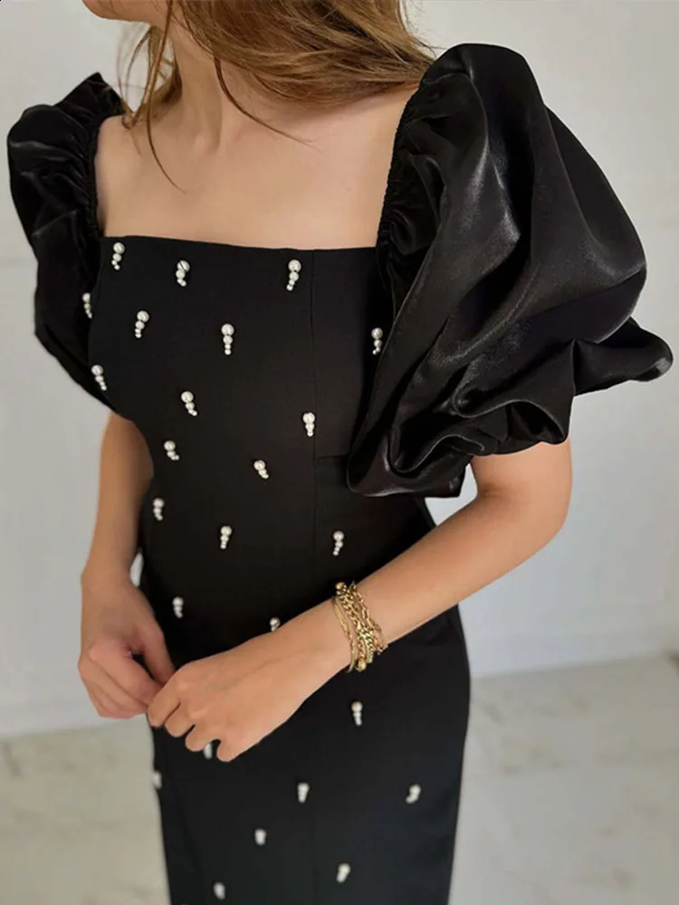 Elegant square neckline womens dress fashionable short sleeved puff sleeves slim fit womens dress 2025 Chinese Year summer womens wedding dress 241230