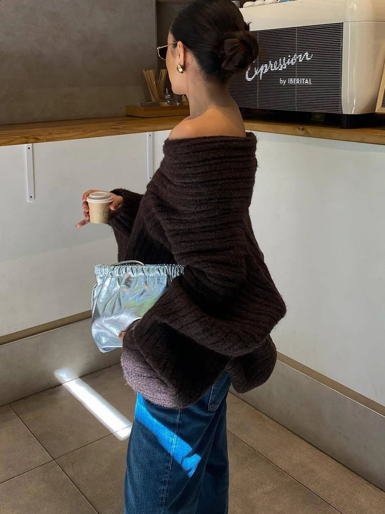 BKQU Solid Shoulder Knitted Sweater for Women Fashion Long Sleeve Ultra Thick Knitted Autumn and Winter Street Clothing 241231