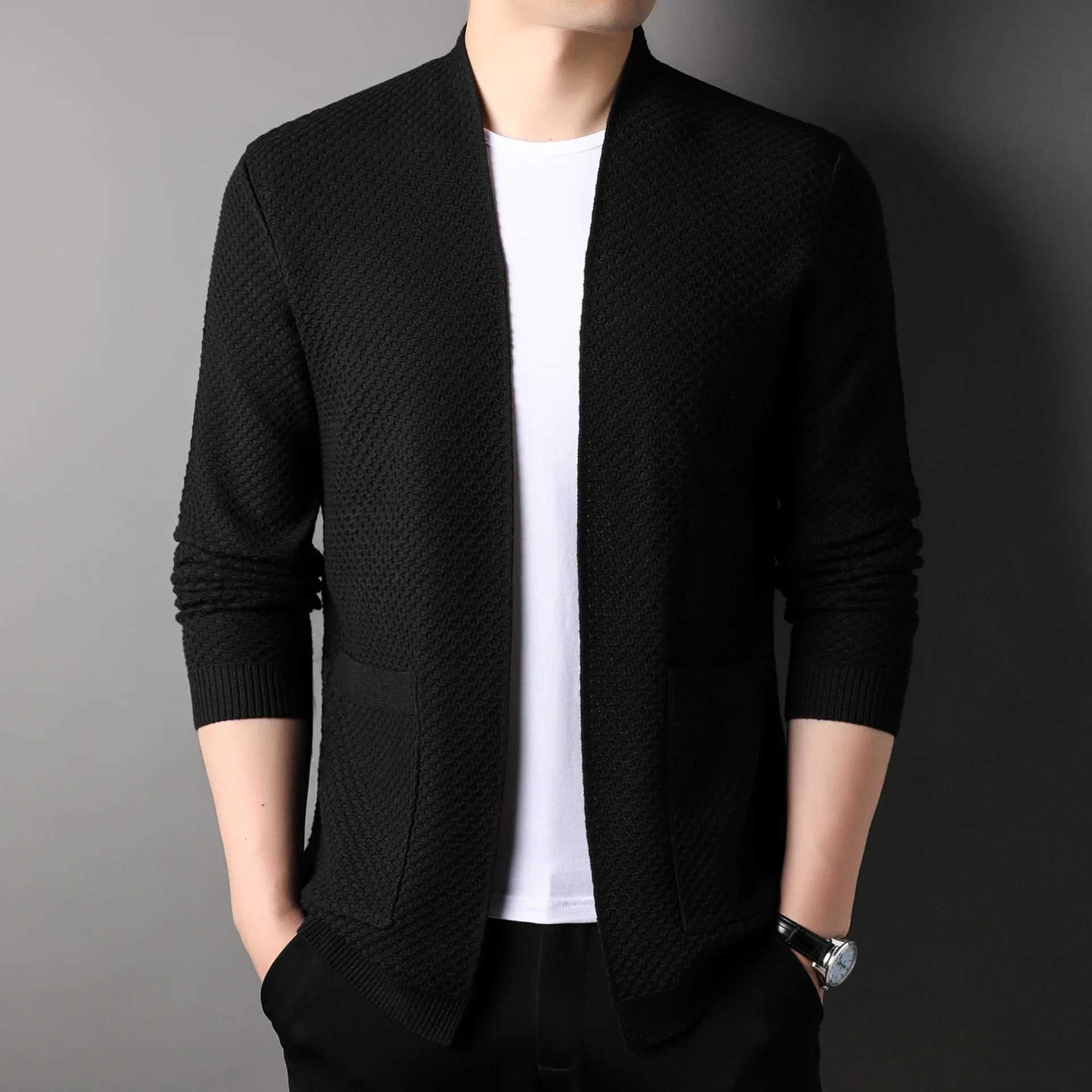 New Arrival Spring and autumn fashion slim fit knitted cardigan mens solid color sweater jacket knitted casual Korean sweater mens jacket Z250102