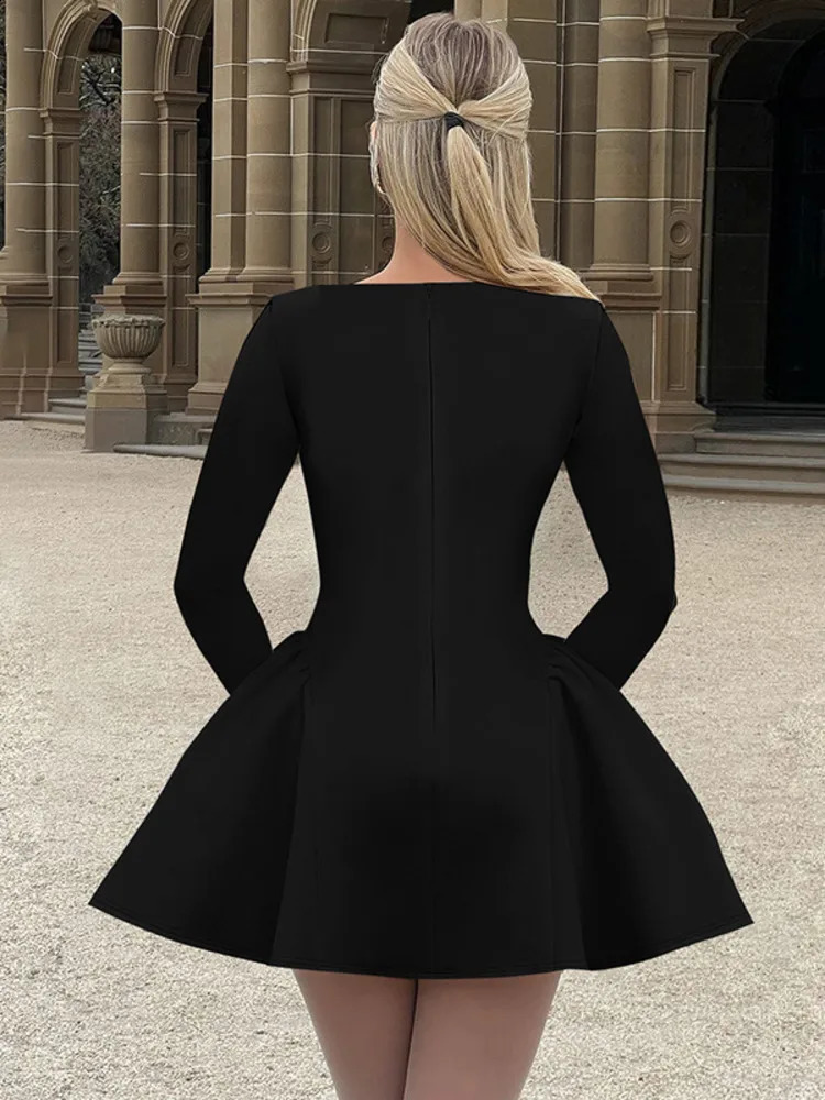 Mozision Elegant Long Sleeve Sexy Womens Mini Dress Solid O-Neck High Waist A-line Bodycon Club Party Dress 241231
