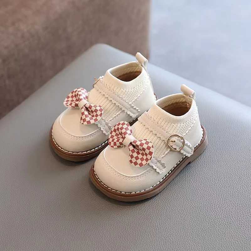 Congme 0-4 year old baby girl leather boots childrens bow flat shoes soft and cute princess shoes dress comfortable shoes M250103