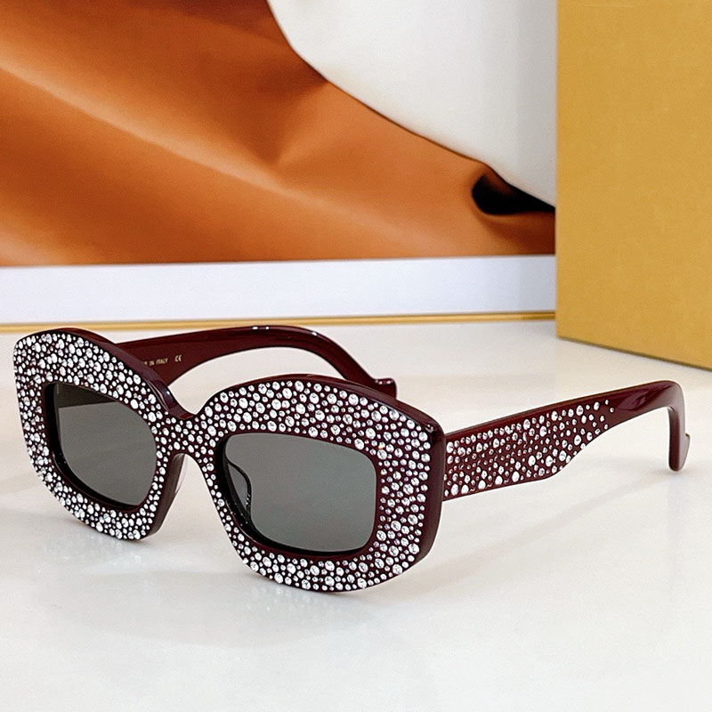 Party Screen sunglasses LW4114 Womens Sexy Red Designer Starry Night crystal square sunglasses Festival UV400 protective goggles Shades