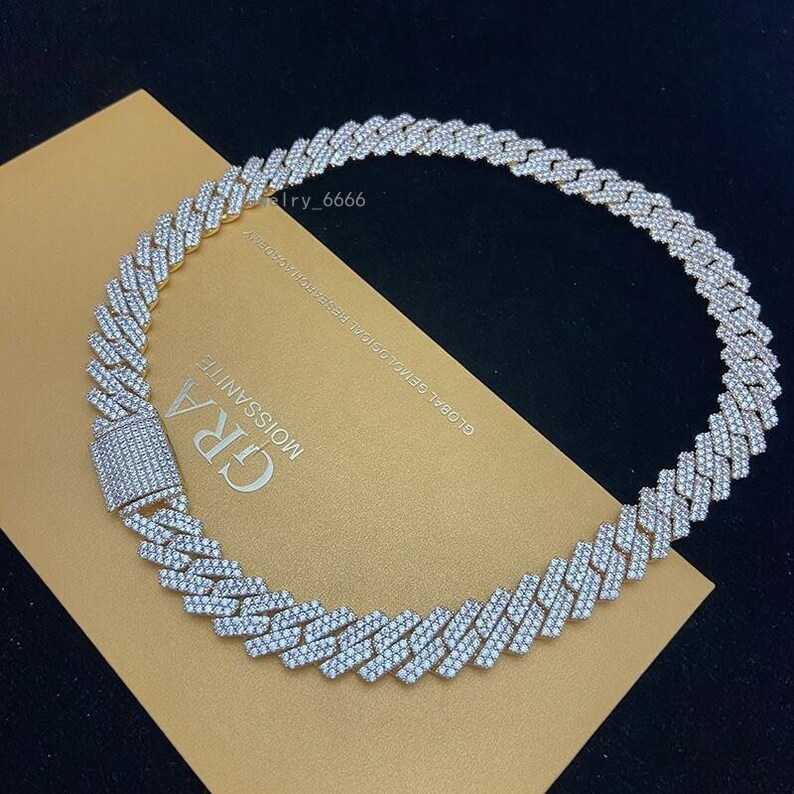 Customizable Iced Out Moissanite Diamond Cuban Link Chain 925 Sterling Silver Hiphop 12mm Moissanite Cuban Chain