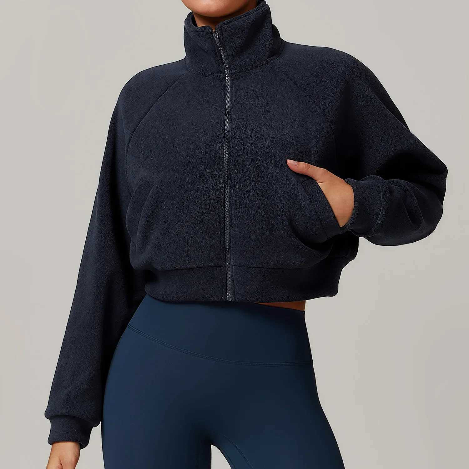 Winter standing yoga suit warm jacket womens long sleeved running windproof top with wool sports and fitness jacket M250103