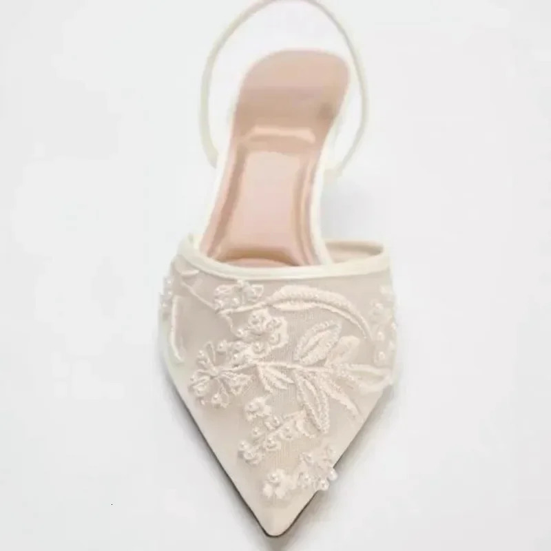 Design Mesh Embroidered wers Sandals Breathable 2025 Summer Sgback Pumps Women Sexy Pointed Toe Thin High Heels 250308