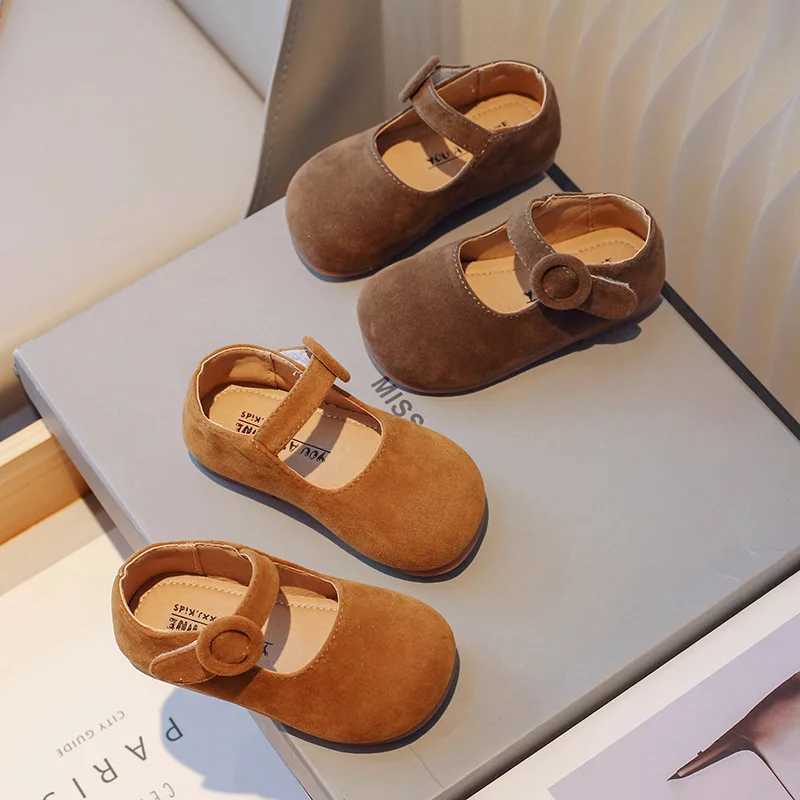 Childrens suede shoes retro slip in casual apartments lightweight soft soled girls shoes toddler shoes light princess shoes round toe shoes M250103