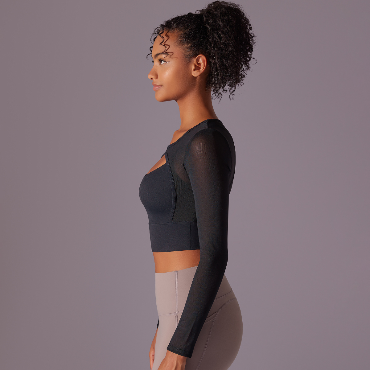 Quick Dry Gym Clothes Women's Mesh Yoga Shirt Sexy Short Sleeve Sweatshirt With Chest Pads Running Fiess Femal