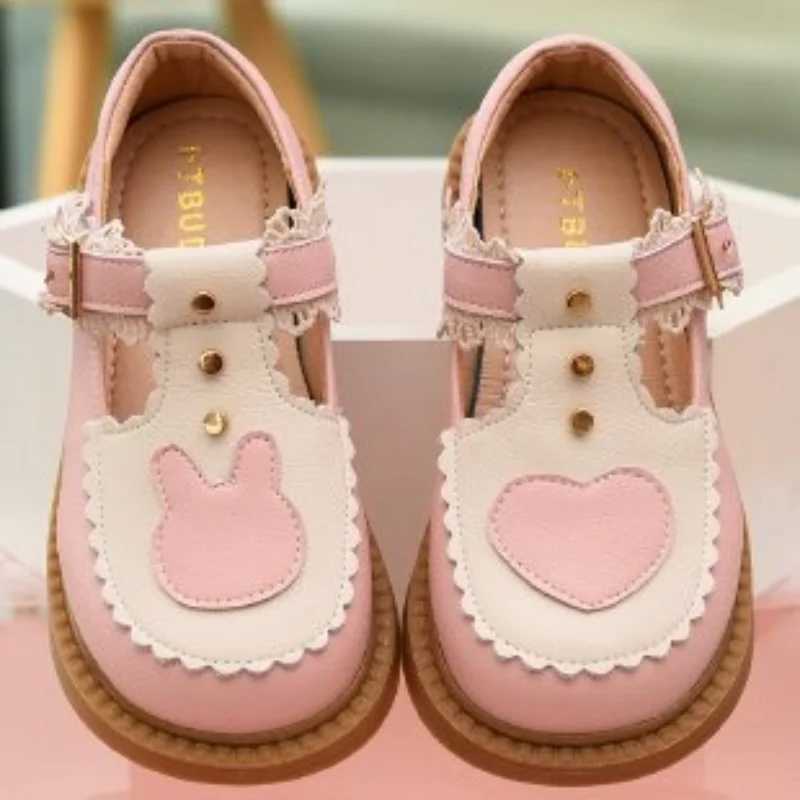 Childrens Leather Shoes New Spring Girls Apartment Mary Jane Shoes Wedding Childrens Slippers Childrens Fashion Princess Anti slip Shoes M250103