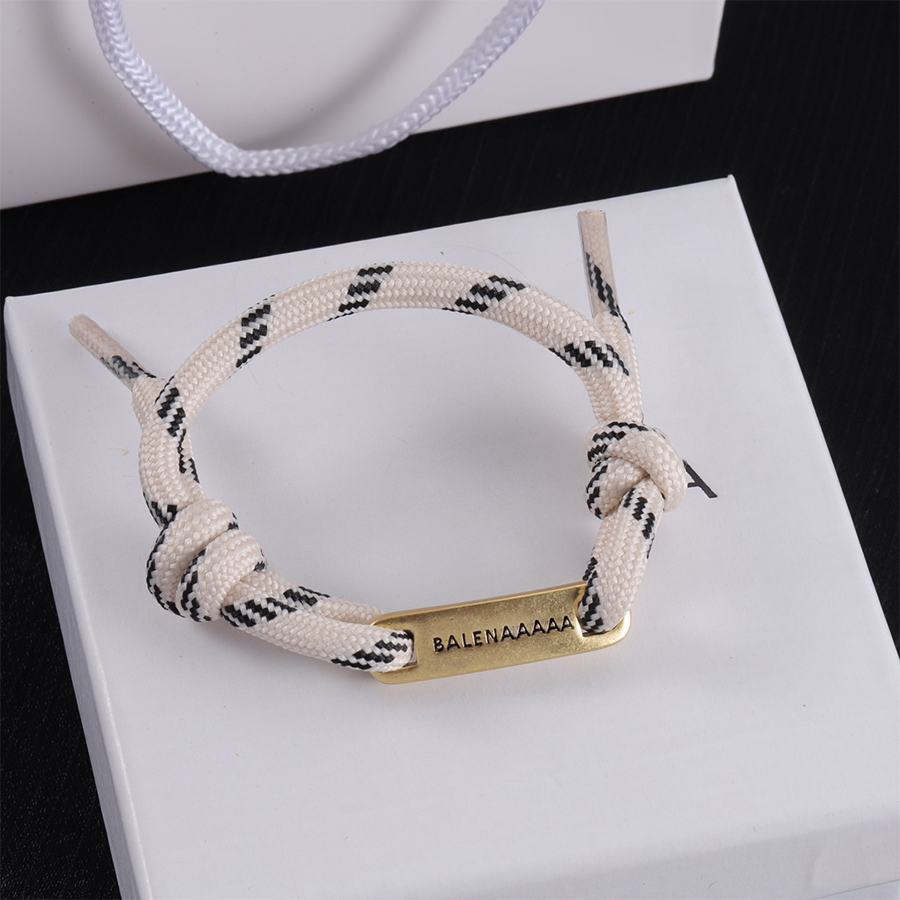 Fashionable Classic Luxury Hand Rope Bracelet Letter Titanium Steel Diamond Designer Couple Bracelet Gift Women Hand Rope Multi Color Opti