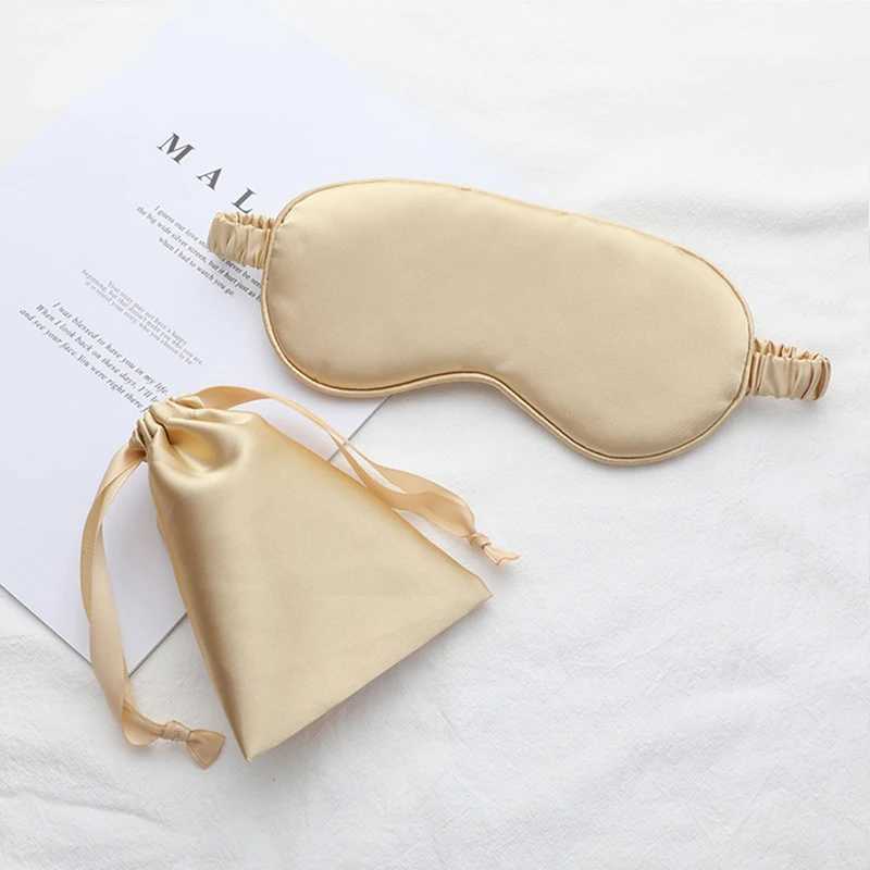 Silk Sleeping Eye Mask with Carrying Pouch Bag Travel Sleep Eyeshade For Women Man Nap Cover Comfortable Eye Patch Help RestXJ250103